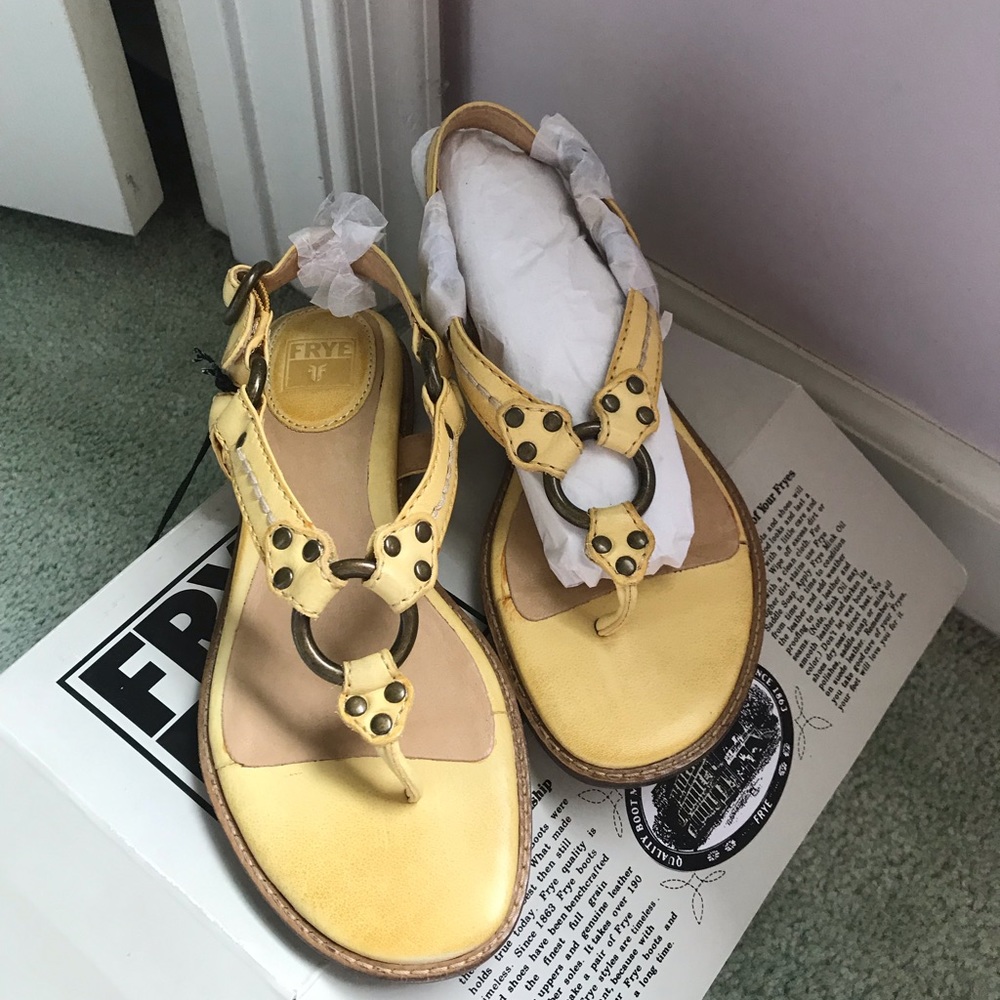 Frye lemon yellow leather sandal. 6  New with box